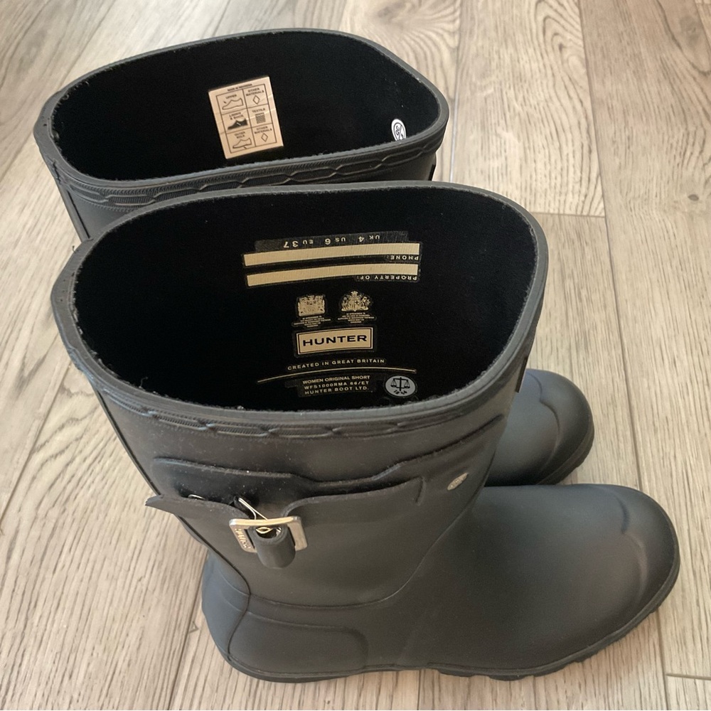 Hunter Original Short Black Waterproof Boots - Picture 12 of 15